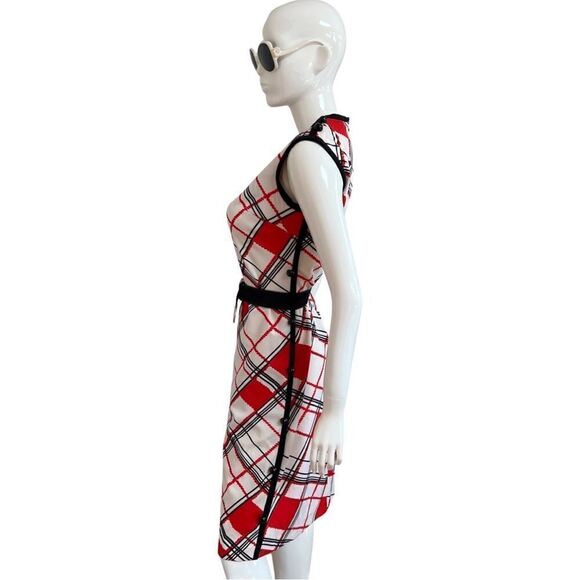 Vintage 1960s Mod Red Black Geometric Print Side Button Accent Shift Dress - Picture 11 of 15